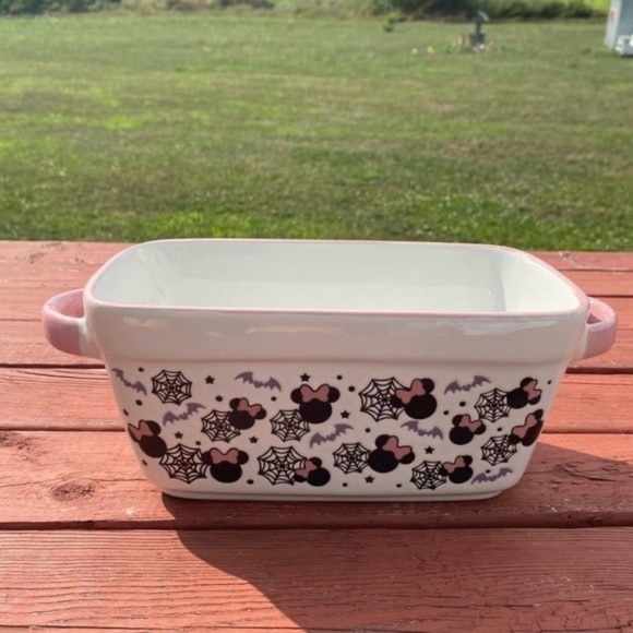Disney Minnie Mouse Baking Dish NEW Halloween Spider Web Pink Handles Loaf Bread - Picture 2 of 7